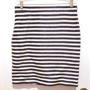 J. Crew Pencil Skirt Stripe White Blue Viscose Cotton Lined Size 6 - READ